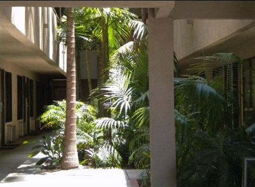 Anaheim Desert Inn & Suites Exteriér fotografie