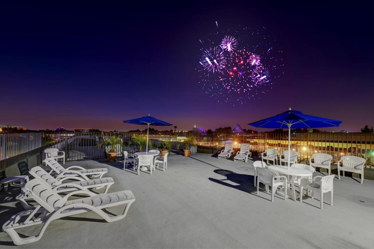 Anaheim Desert Inn & Suites Exteriér fotografie